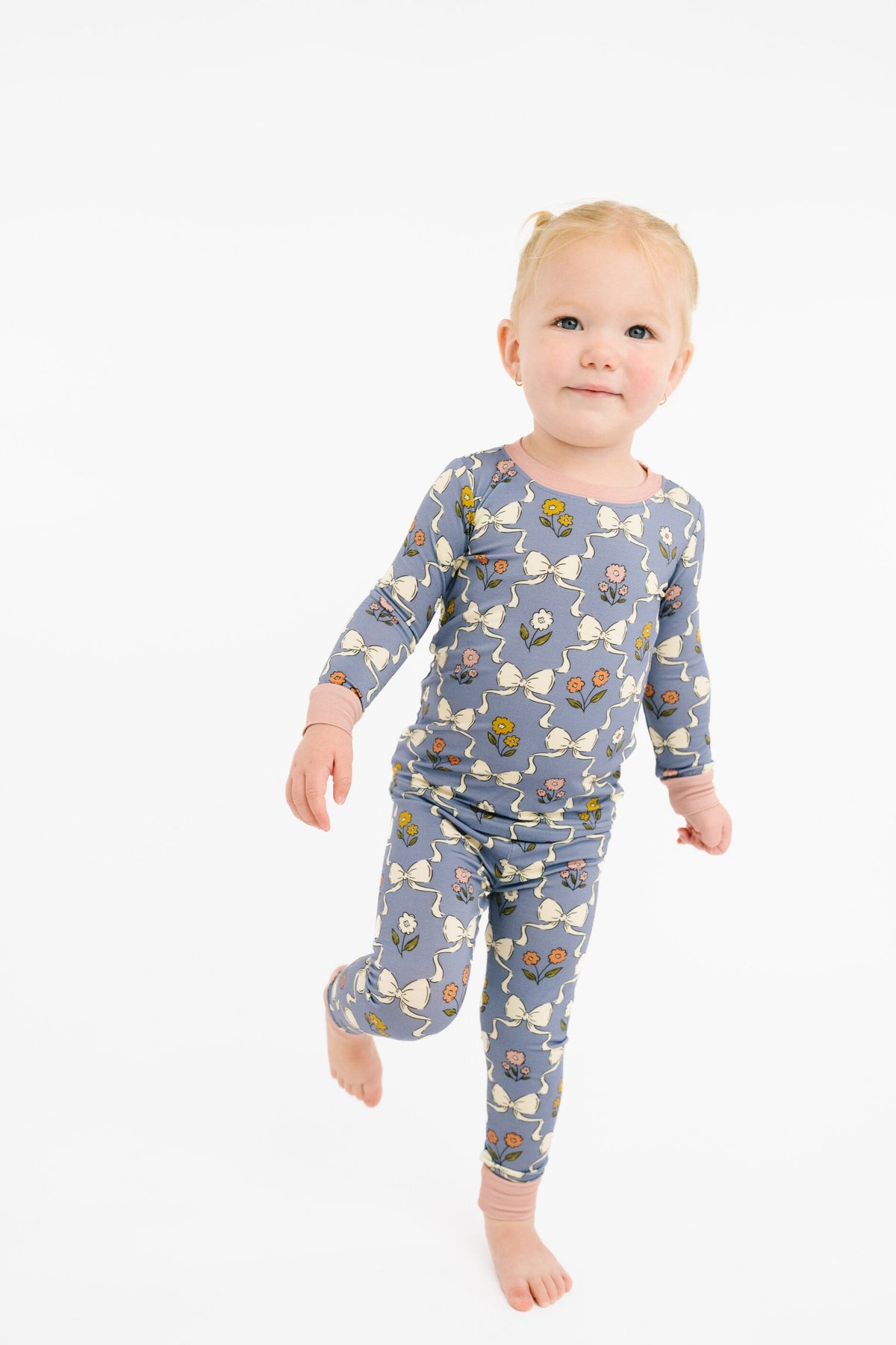 Bow Blooms Bamboo Set